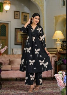 kurti Unique Style